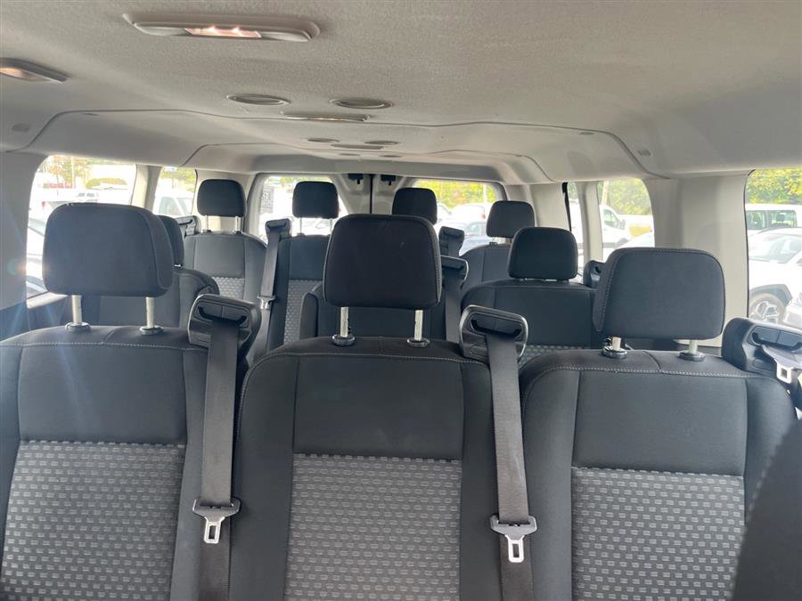 Used 2022 Ford Transit 350 XLT image 6