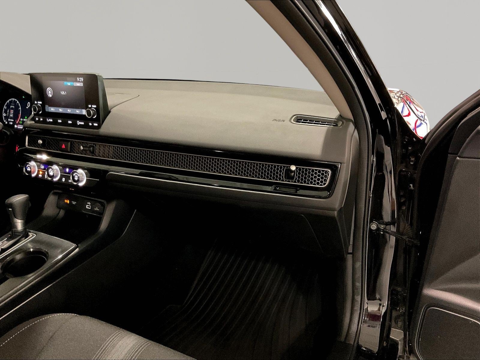 Used 2024 Honda Civic LX image 25