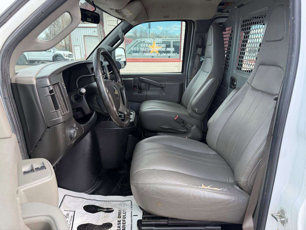 Used 2018 Chevrolet Express 2500 Extended w/ Driver Convenience Package image 11