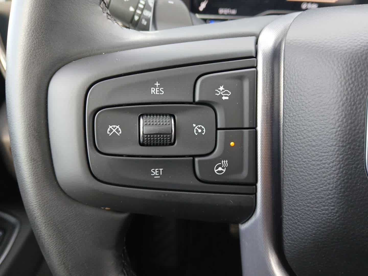 Used 2024 GMC Sierra 1500 SLT w/ SLT Premium Package AWD/4WD image 28