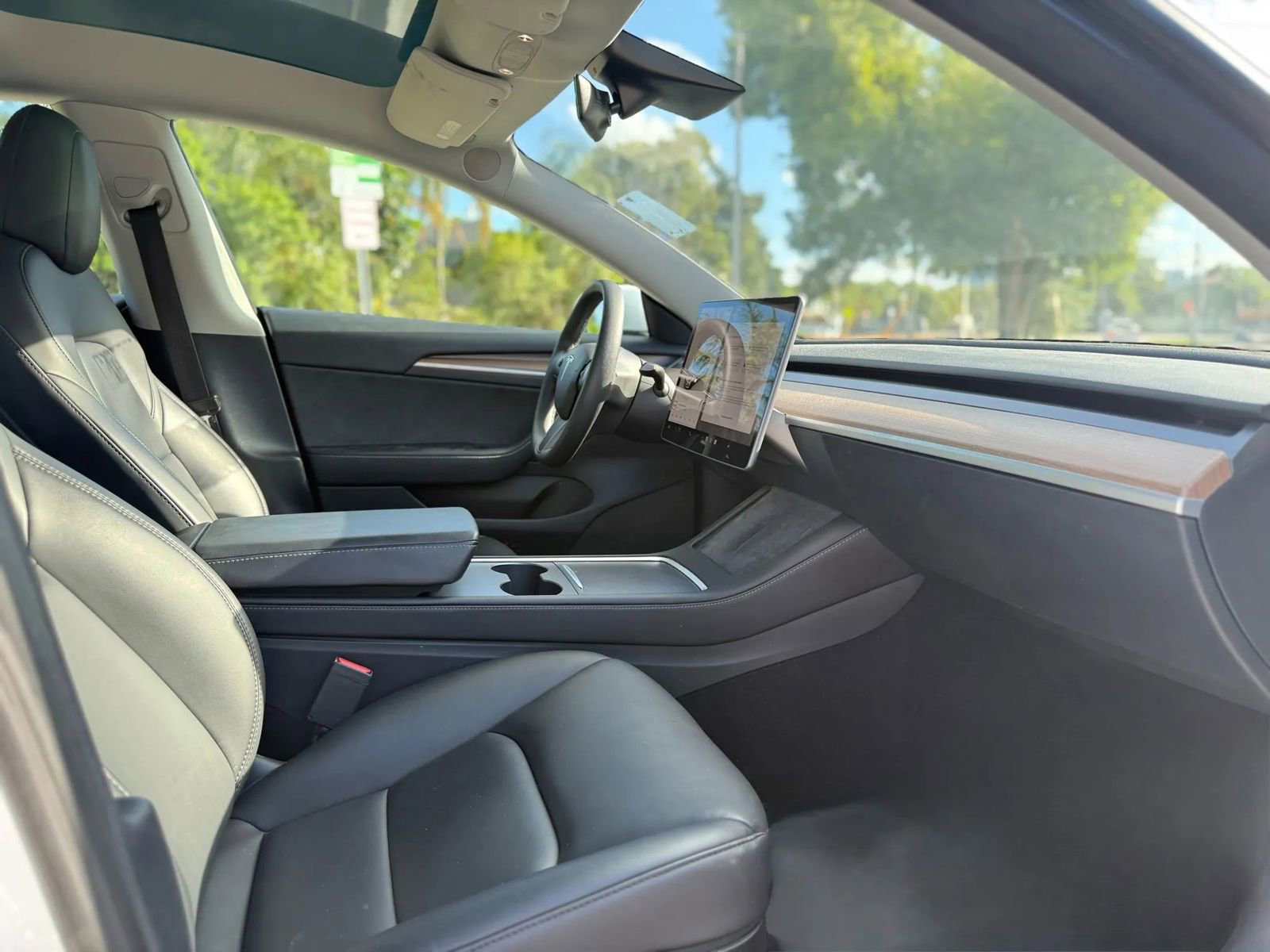 Used 2022 Tesla Model 3 image 29