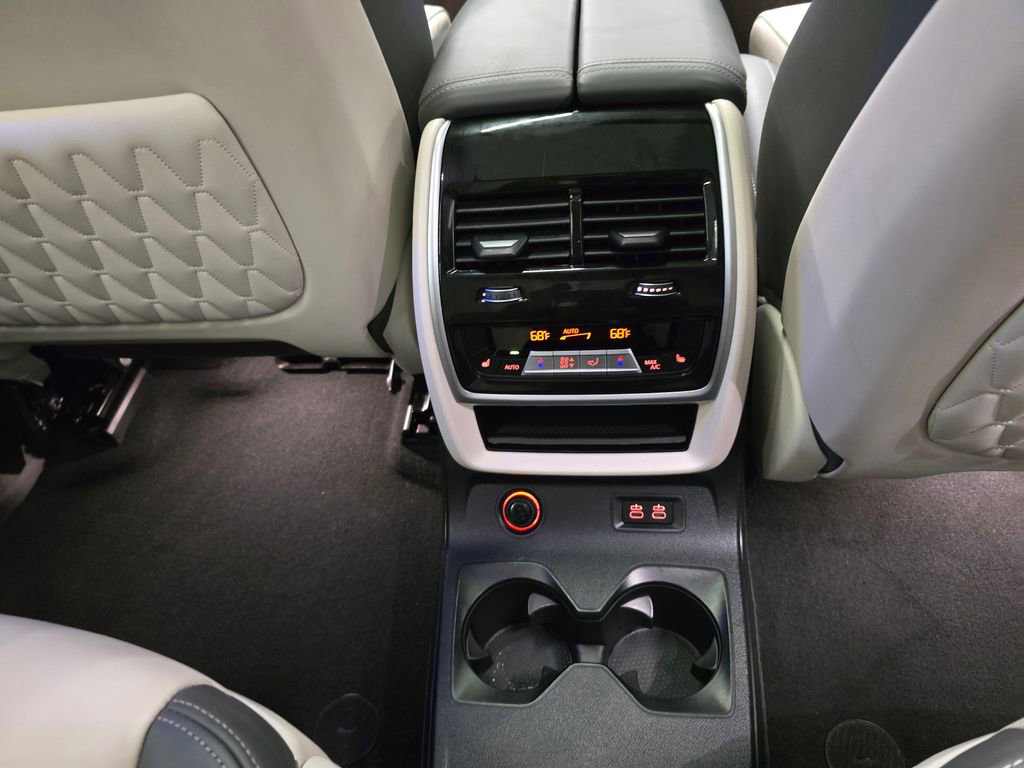 Used 2024 BMW X7 M60i w/ Executive Package AWD/4WD image 38