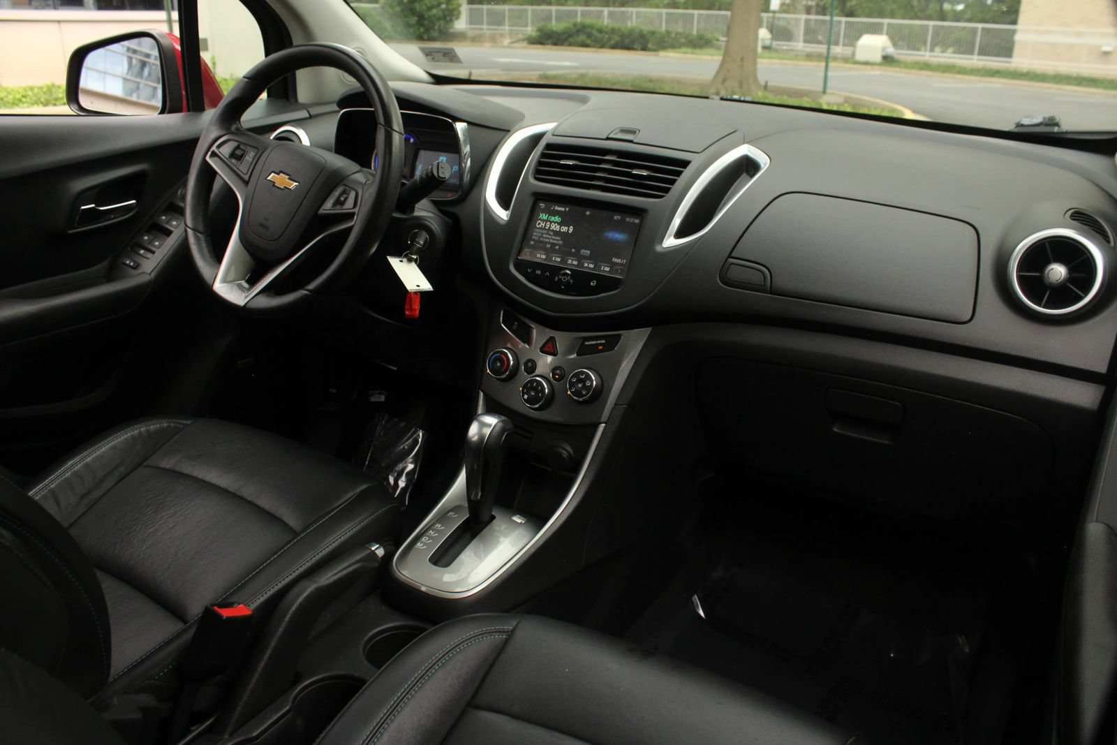 Used 2015 Chevrolet Trax LTZ FWD image 24