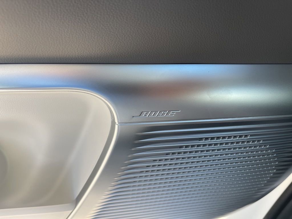 New 2026 Hyundai Ioniq 9 Limited image 45