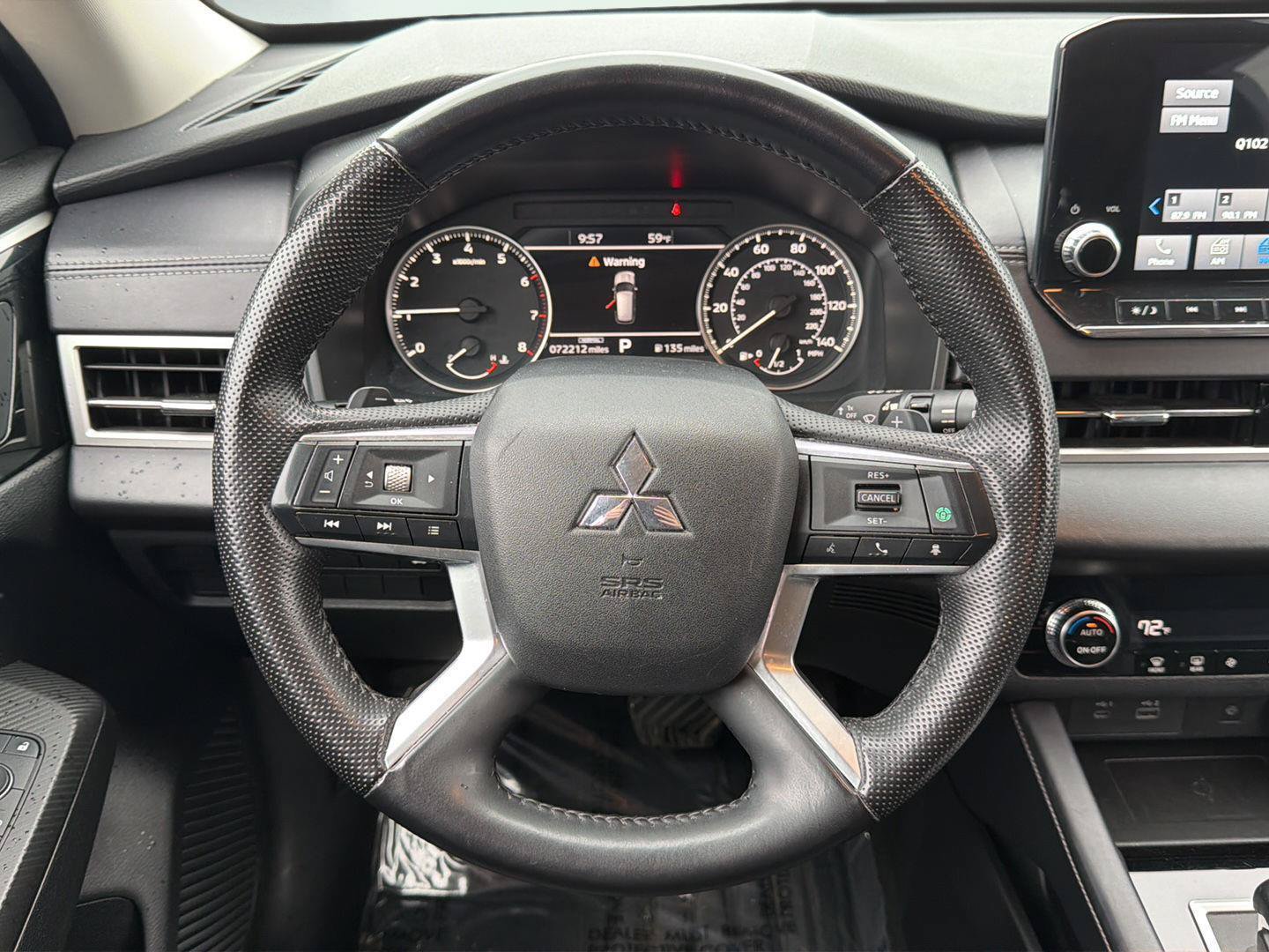 Used 2024 Mitsubishi Outlander SE FWD image 15