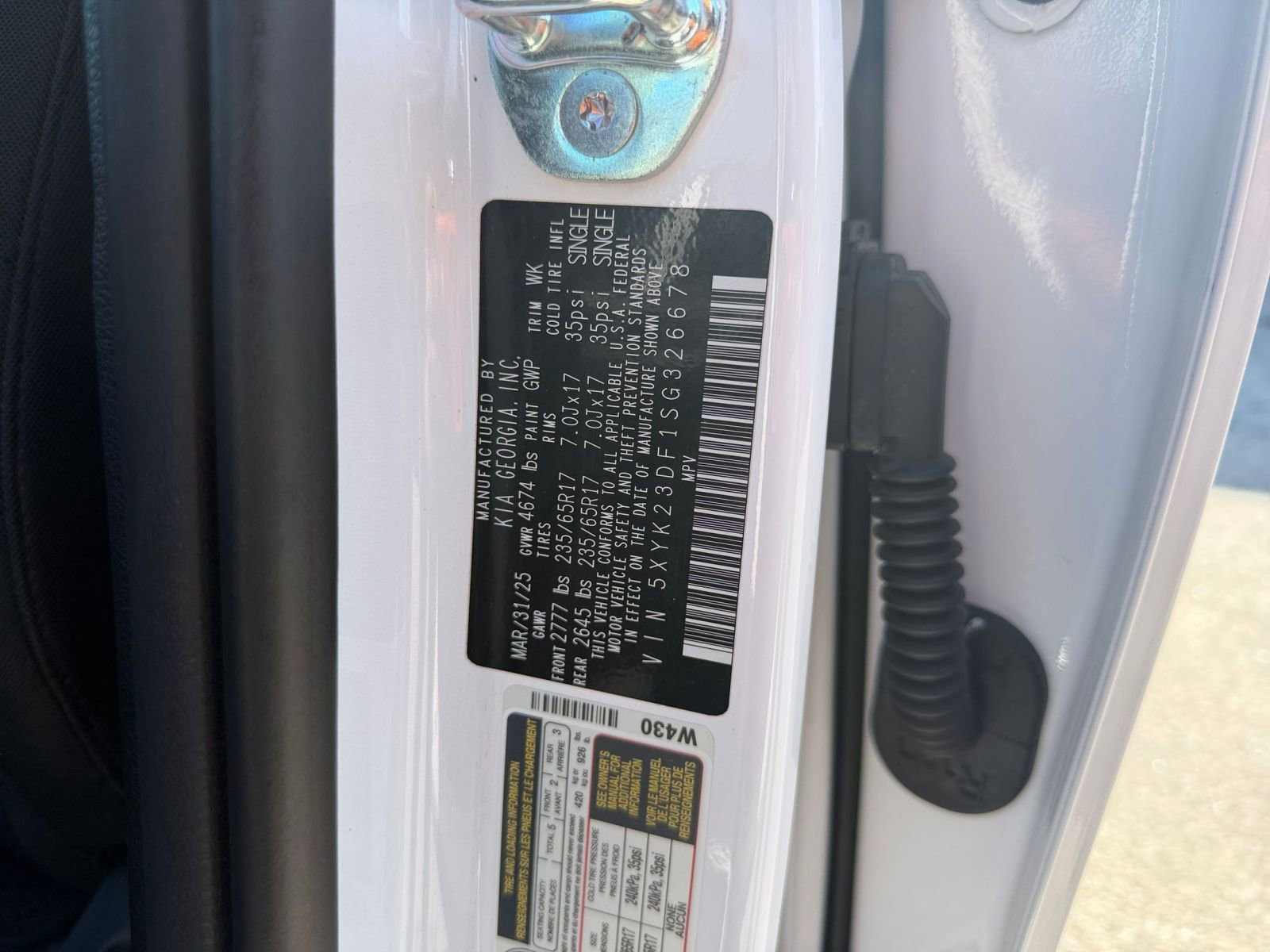 Used 2025 Kia Sportage LX image 23