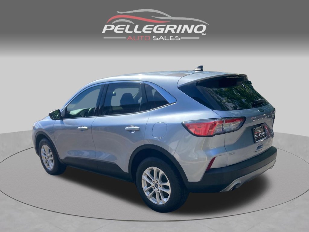Used 2022 Ford Escape SE w/ Convenience Package AWD/4WD image 4