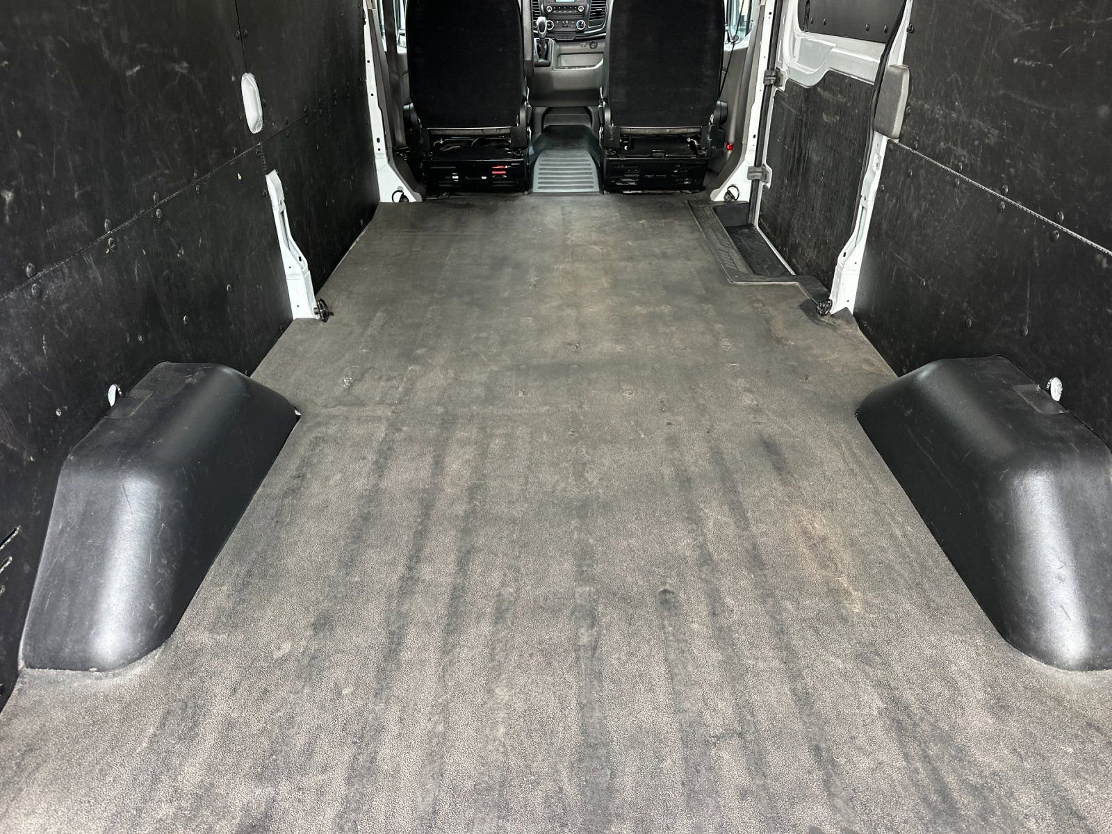 Used 2024 Ford Transit 250 148 Medium Roof w/ Load Area Protection Package image 15