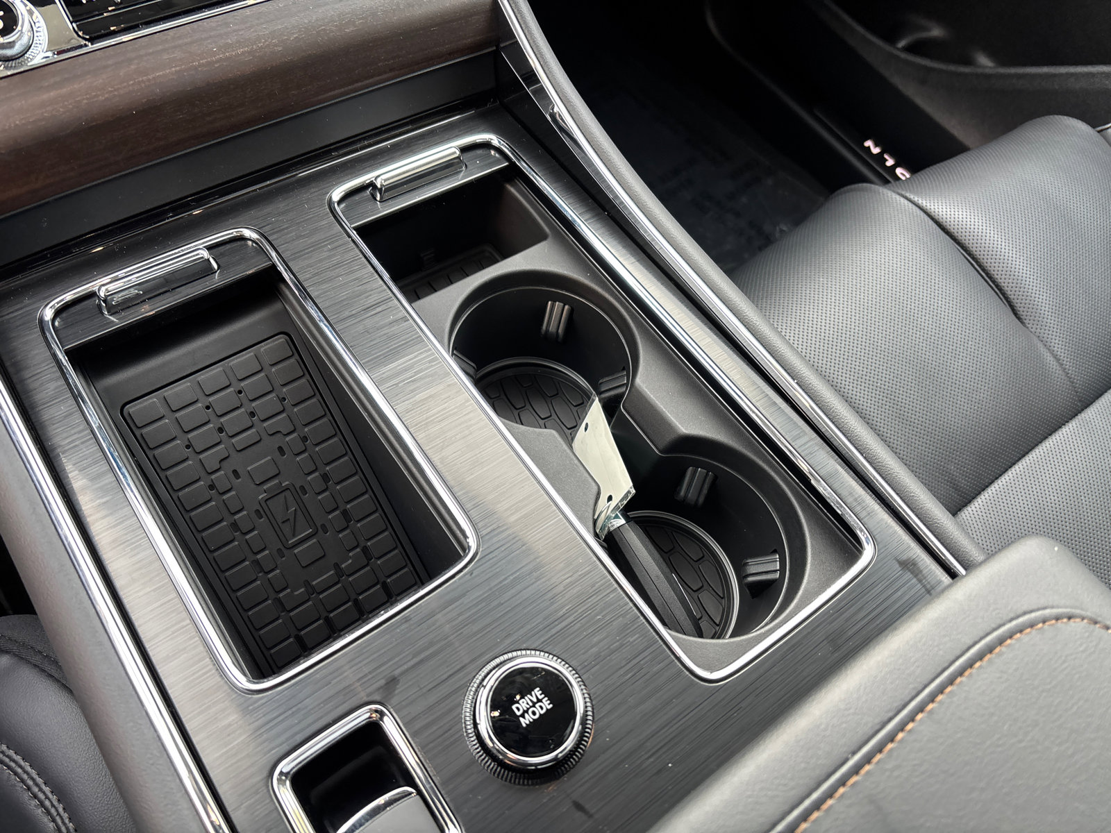 New 2026 Lincoln Aviator Reserve image 23