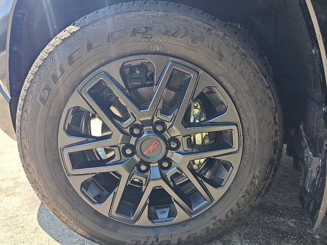 Used 2024 Toyota Sequoia SR5 w/ SR5 Premium Package AWD/4WD image 6