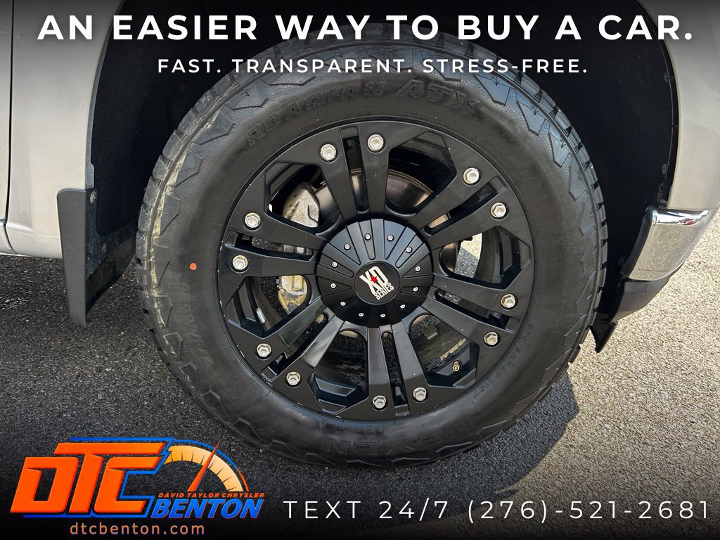 Used 2021 Chevrolet Silverado 1500 LT AWD/4WD image 29