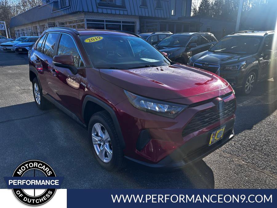 Used 2019 Toyota RAV4 LE w/ Carpet Mat Package AWD/4WD image 1