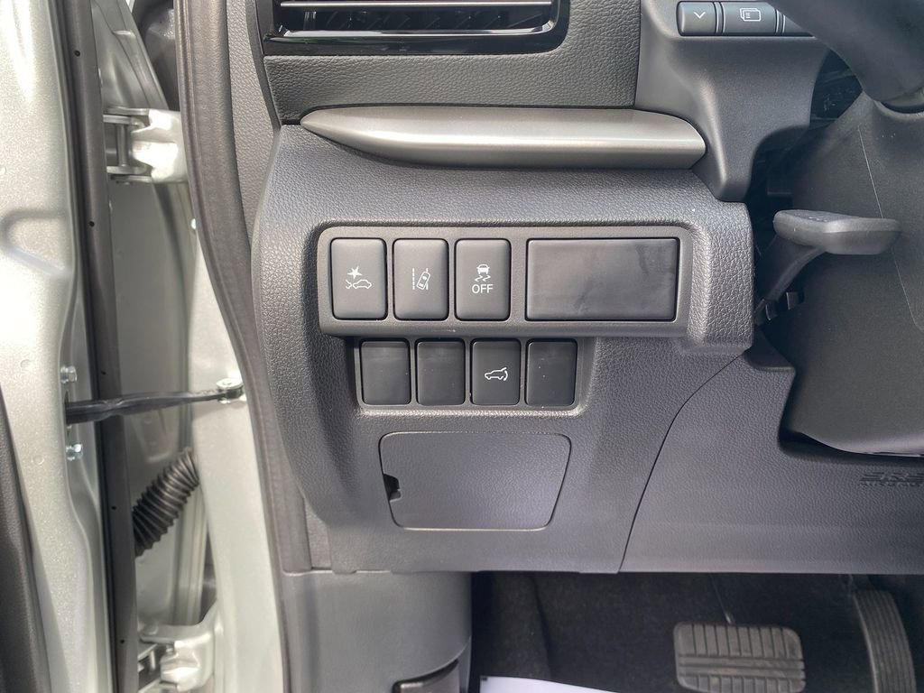 New 2026 Mitsubishi Eclipse Cross SE image 14