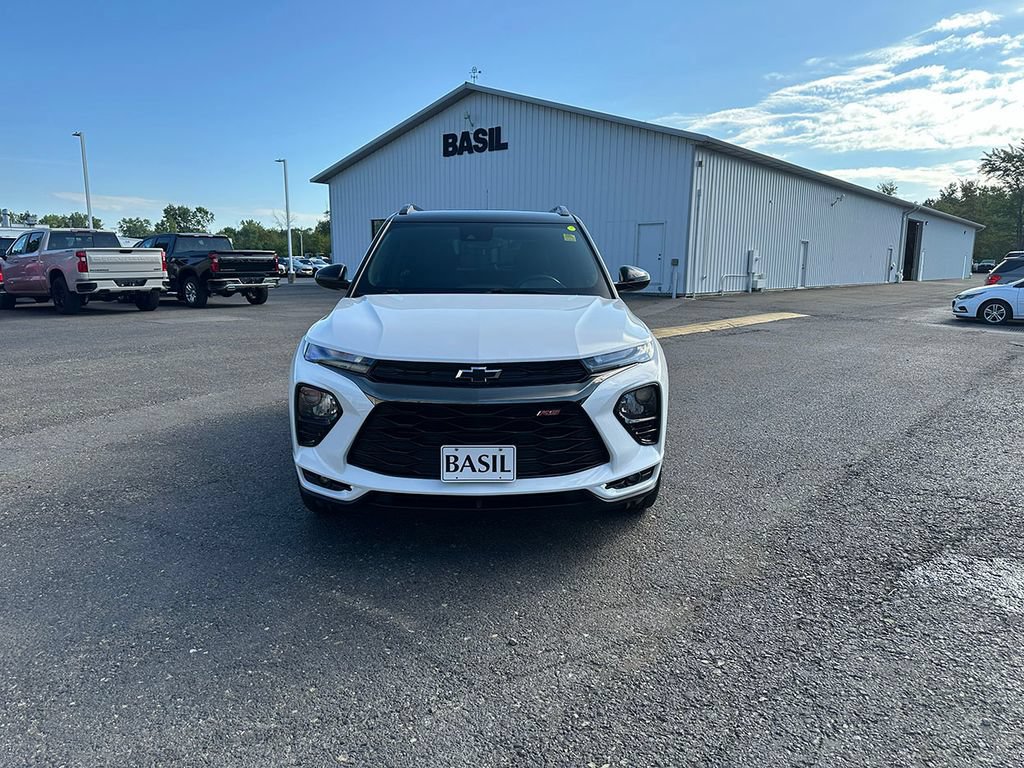 Used 2023 Chevrolet TrailBlazer RS w/ Convenience Package FWD image 9