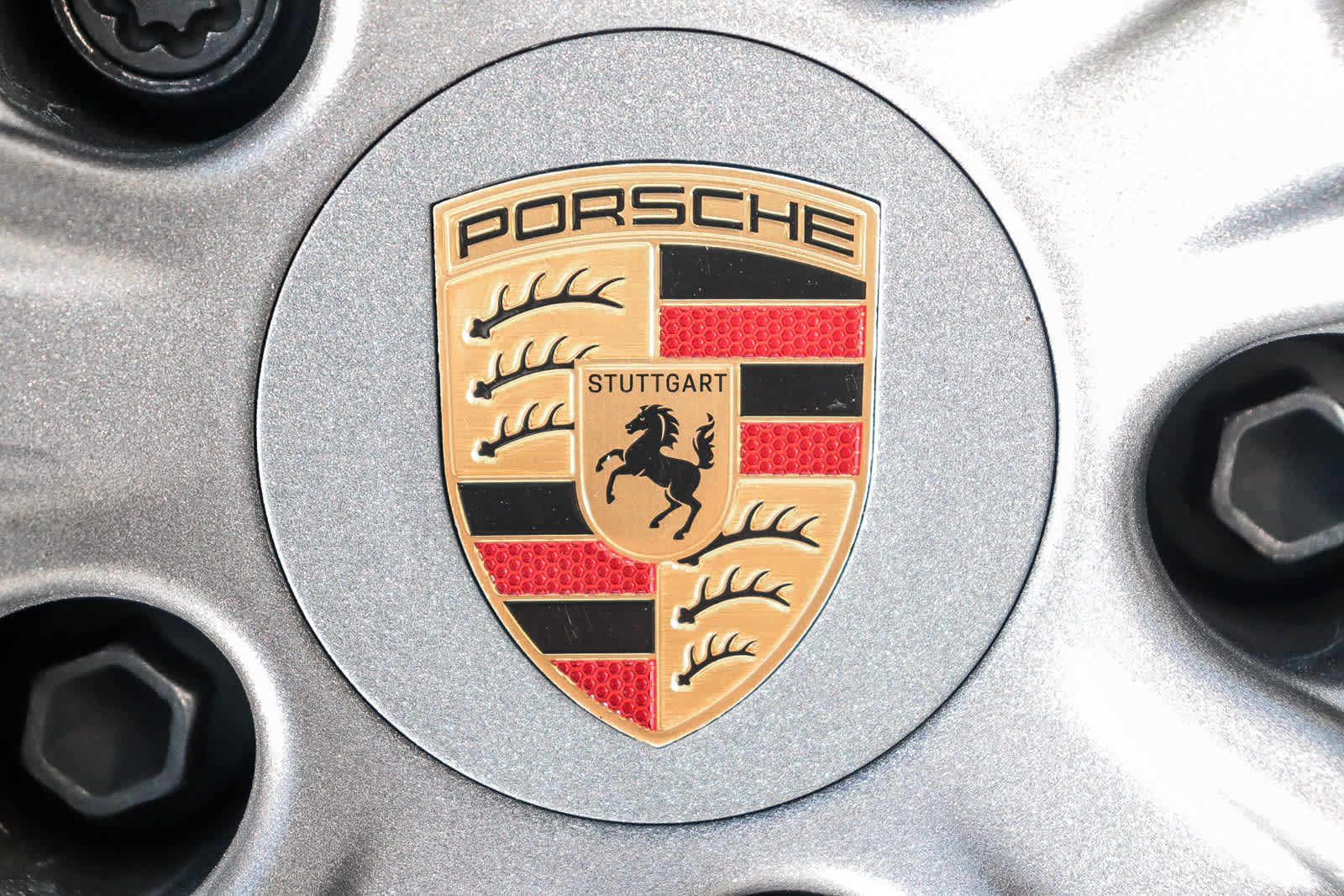 Used 2025 Porsche Cayenne Coupe image 15