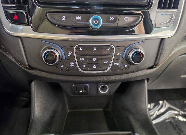 Used 2020 Chevrolet Traverse LT AWD/4WD image 25