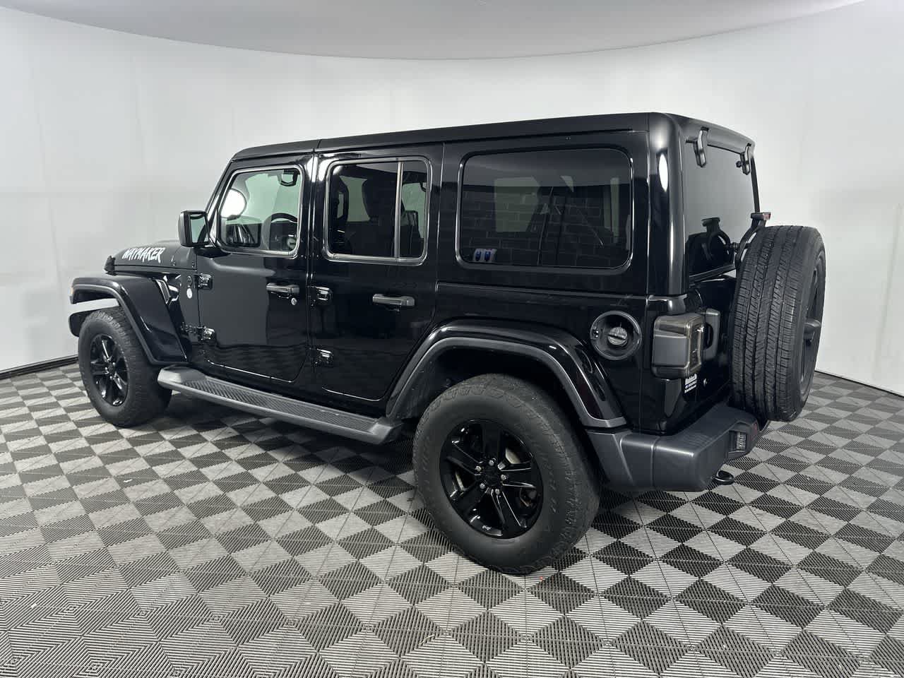 Used 2020 Jeep Wrangler Unlimited Sahara AWD/4WD image 11