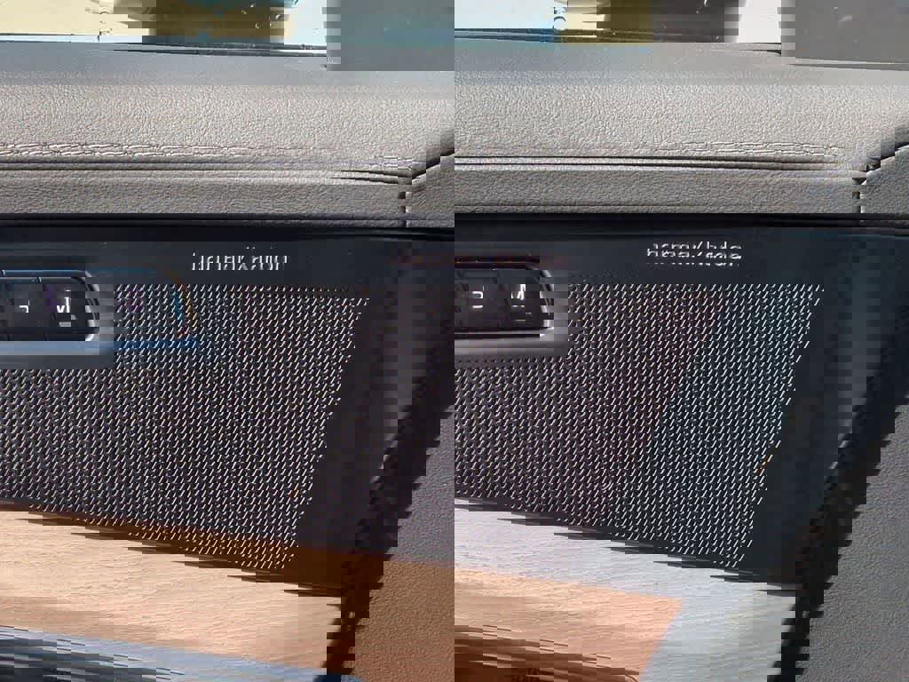 Used 2026 Volvo XC90 B6 Plus w/ Protection Package Premier image 29