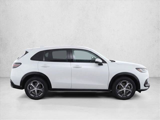 Used 2023 Honda HR-V LX image 8