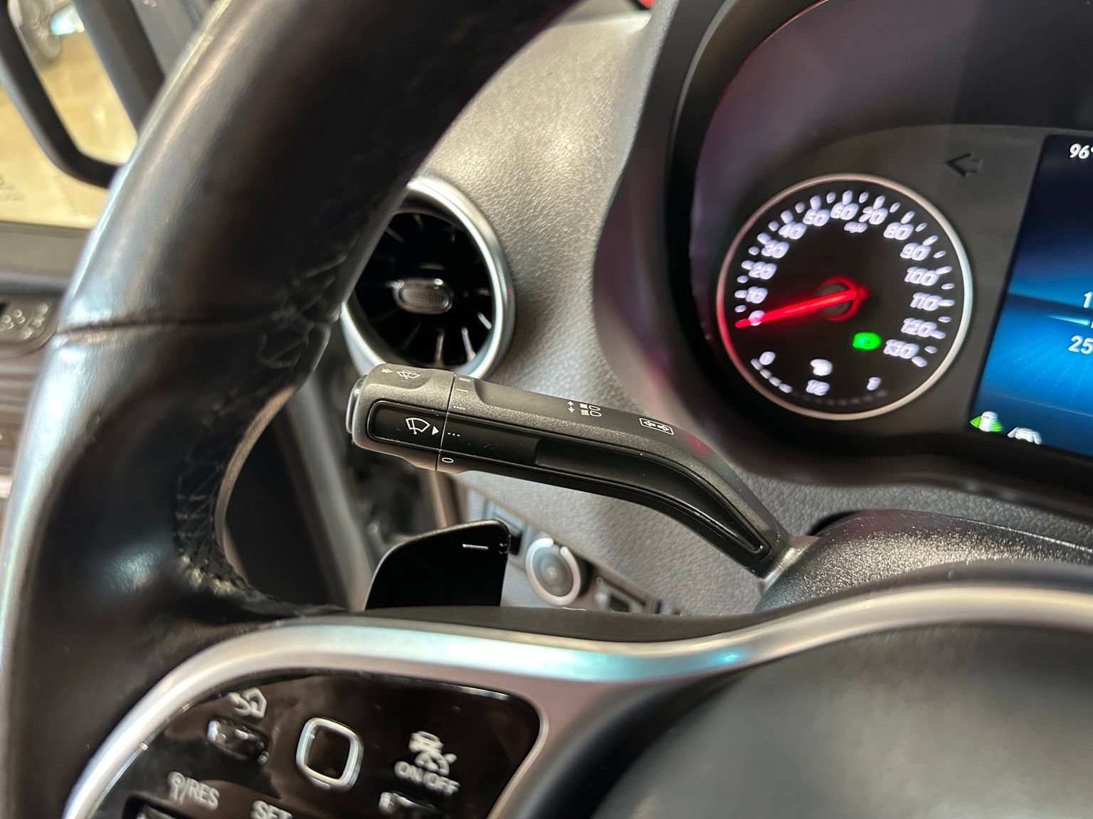 Used 2021 Mercedes-Benz Sprinter 2500 image 21