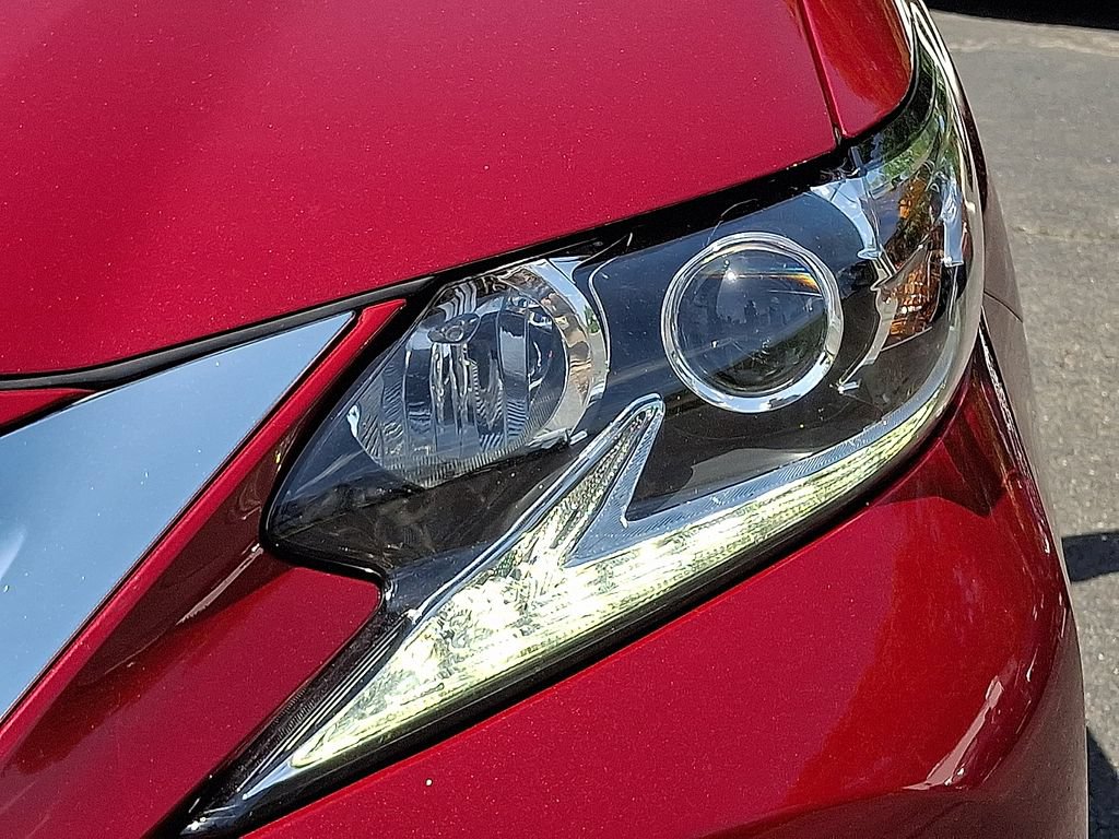 Used 2016 Lexus ES 300h w/ Navigation System Package FWD image 29