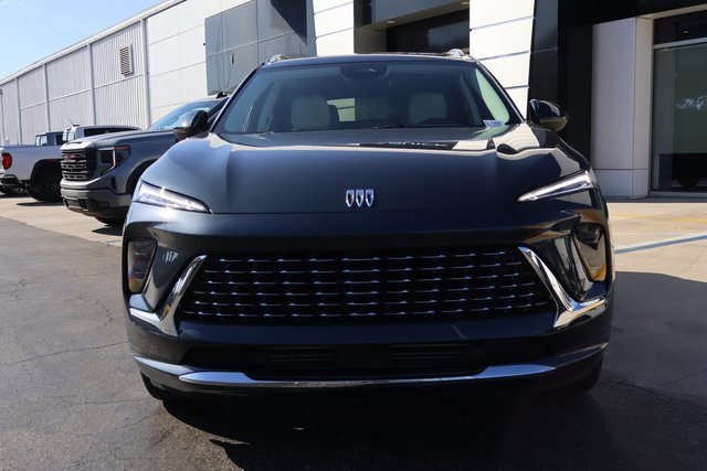 New 2026 Buick Envision Avenir image 2