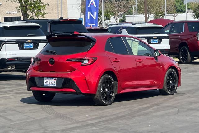 Used 2024 Toyota Corolla SE w/ SE Package image 4