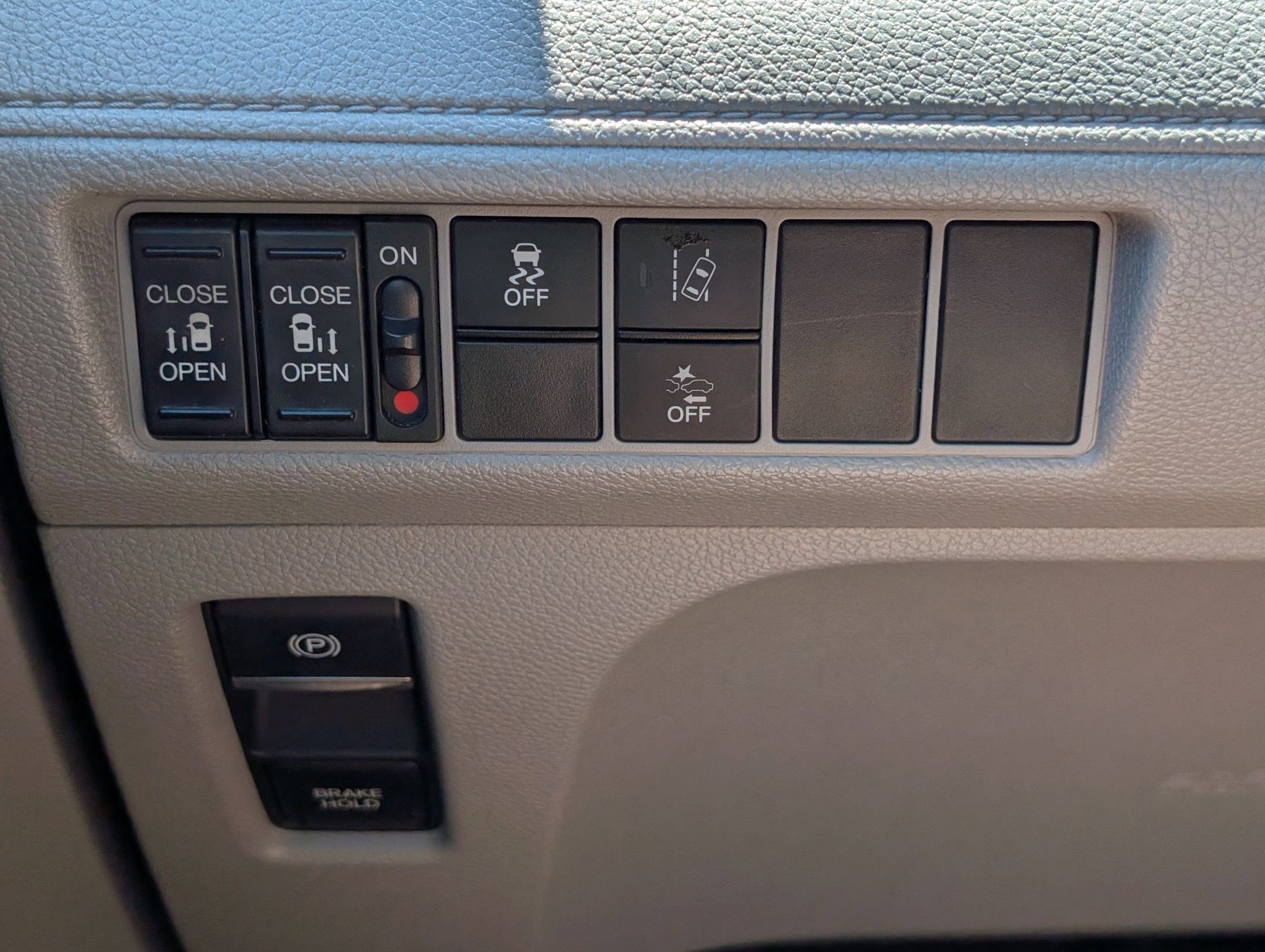 Used 2018 Honda Odyssey EX image 22