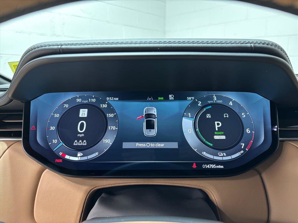 Used 2024 Land Rover Range Rover Sport Autobiography image 16