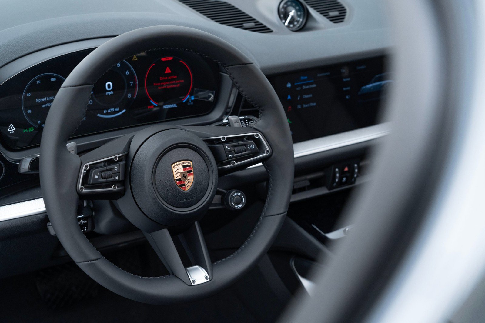 New 2026 Porsche Cayenne image 21