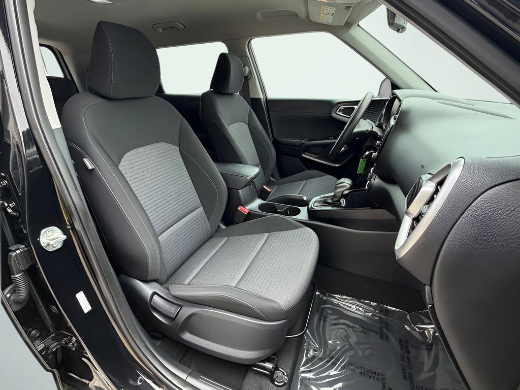 Used 2021 Kia Soul S FWD image 31