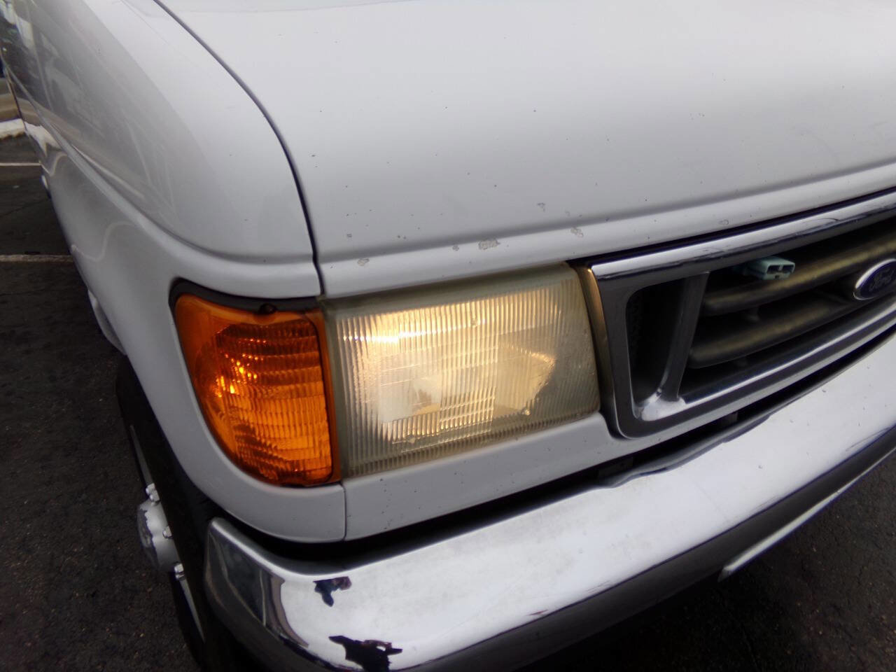 Used 2006 Ford E-250 and Econoline 250 RWD image 28