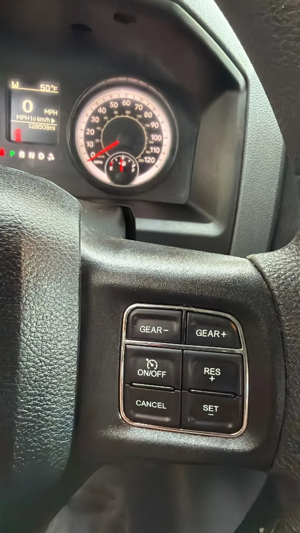 Used 2019 RAM 1500 Classic SLT RWD image 16