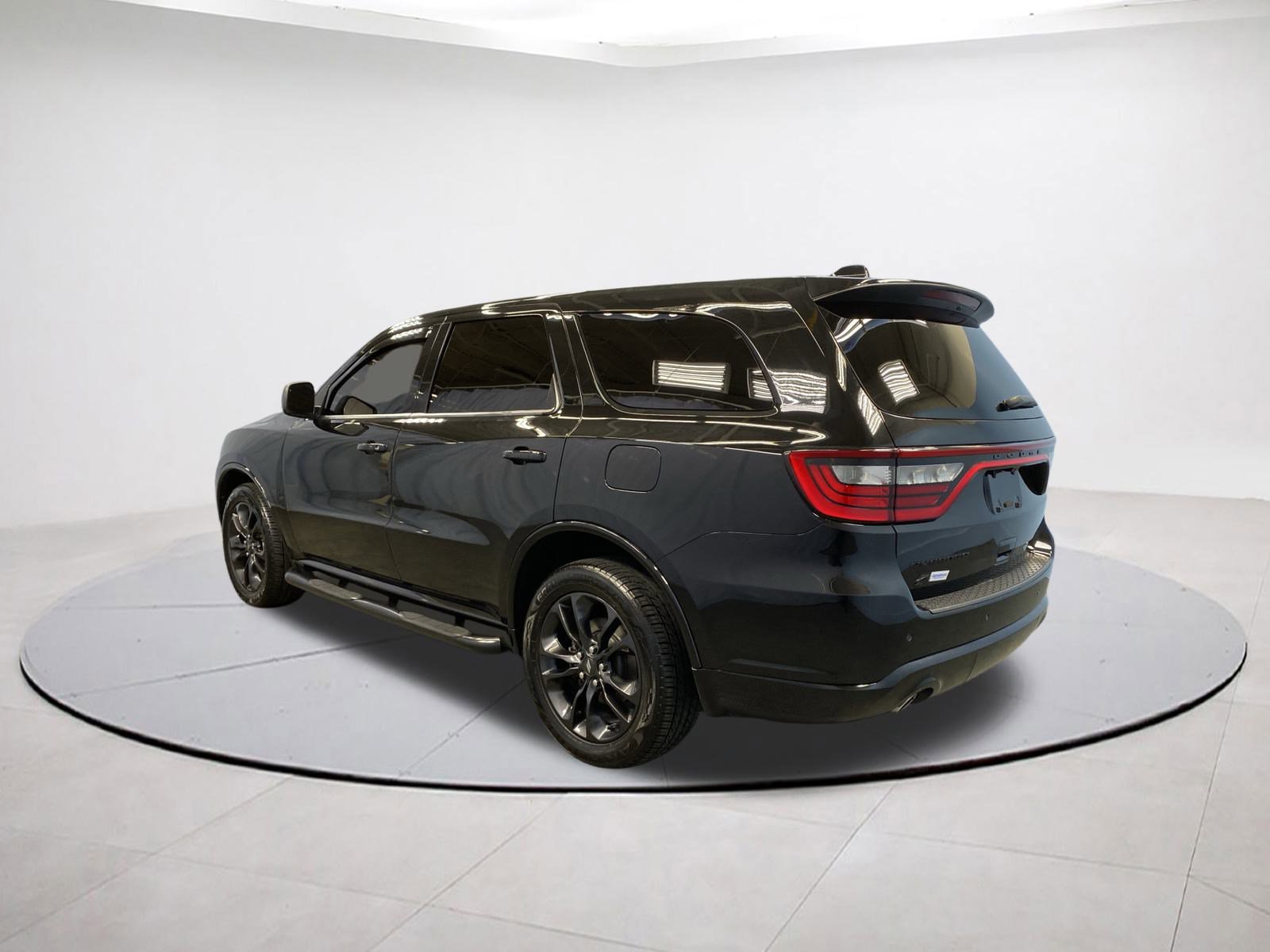 Certified 2022 Dodge Durango SXT w/ Blacktop Package image 4