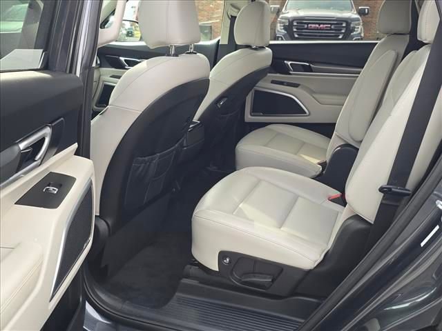 Used 2021 Kia Telluride S image 10