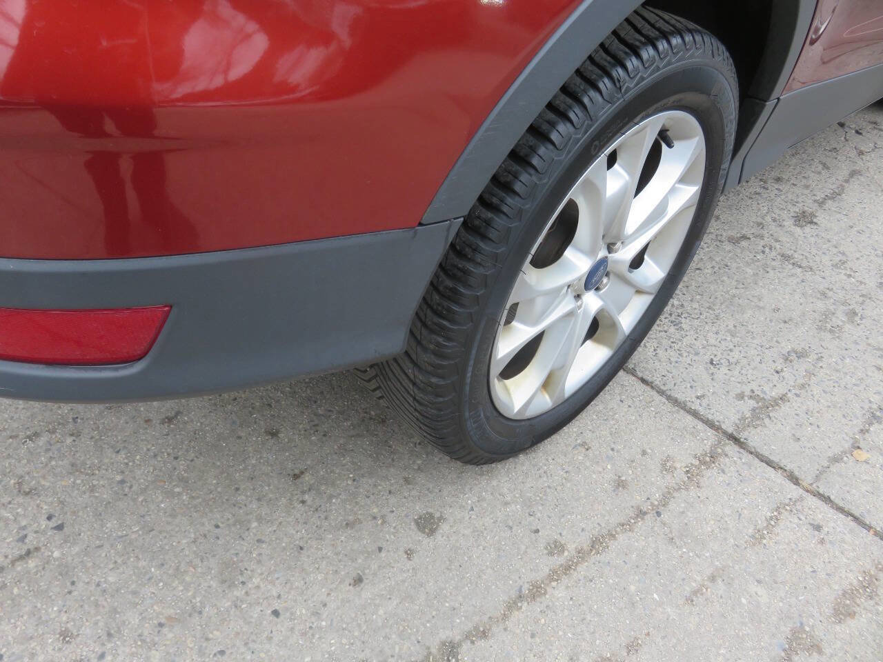 Used 2016 Ford Escape Titanium image 38