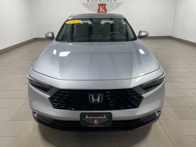 Used 2023 Honda Accord EX image 2