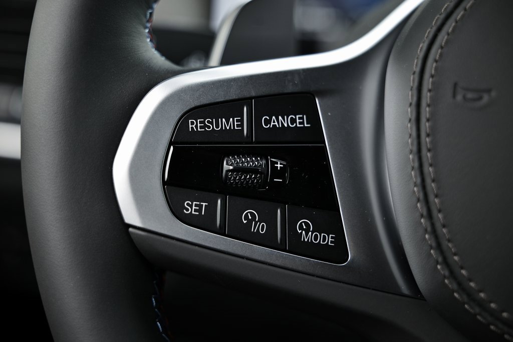 New 2026 BMW X6 M60i w/ Executive Package image 35