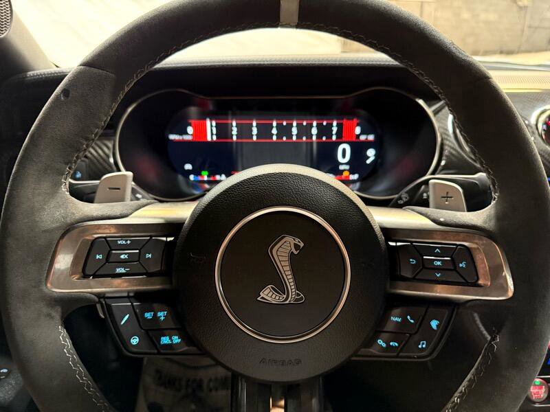 Used 2021 Ford Mustang Shelby GT500 w/ Carbon Fiber Track Pack image 23