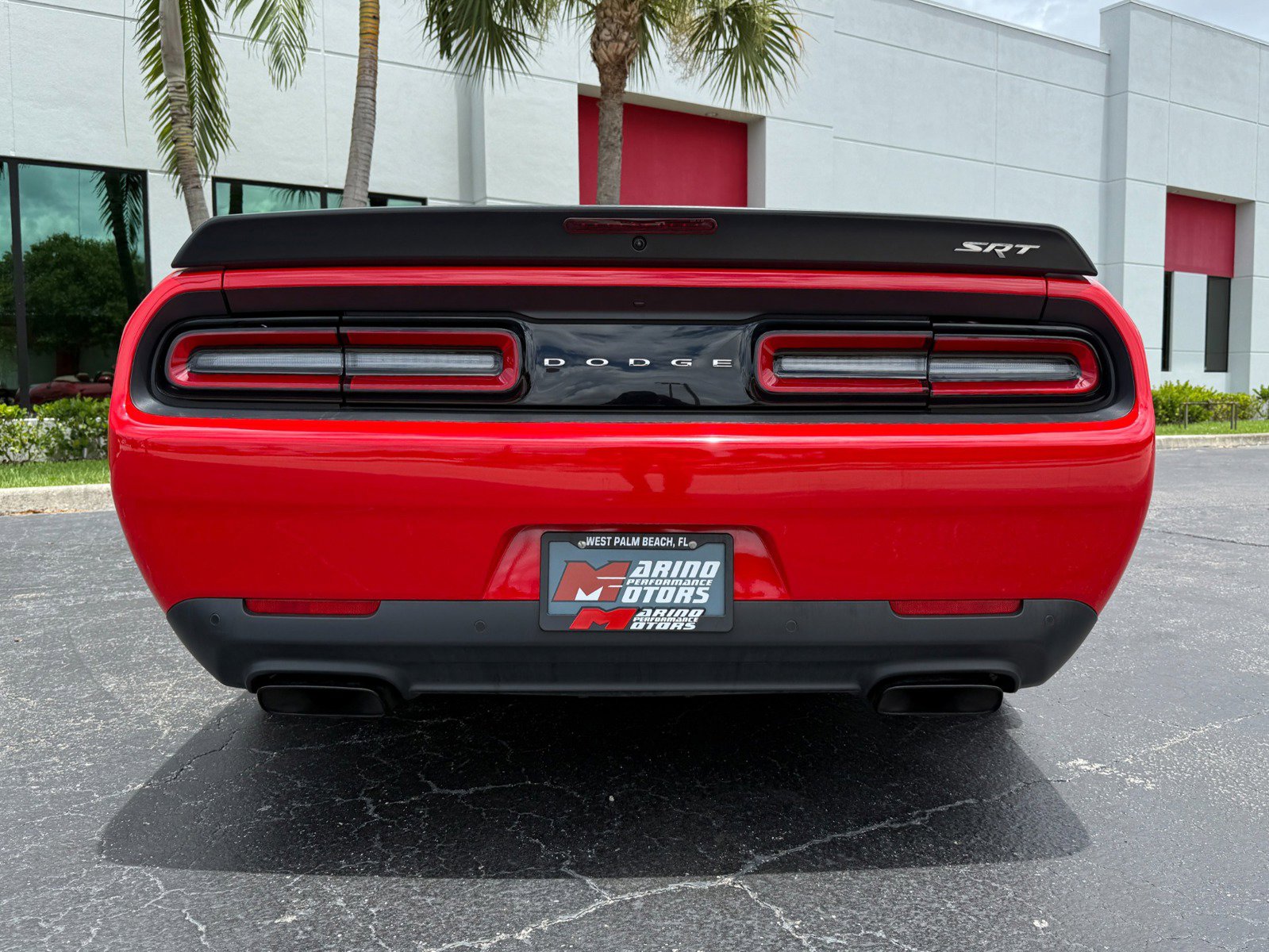 Used 2015 Dodge Challenger SRT Hellcat image 11