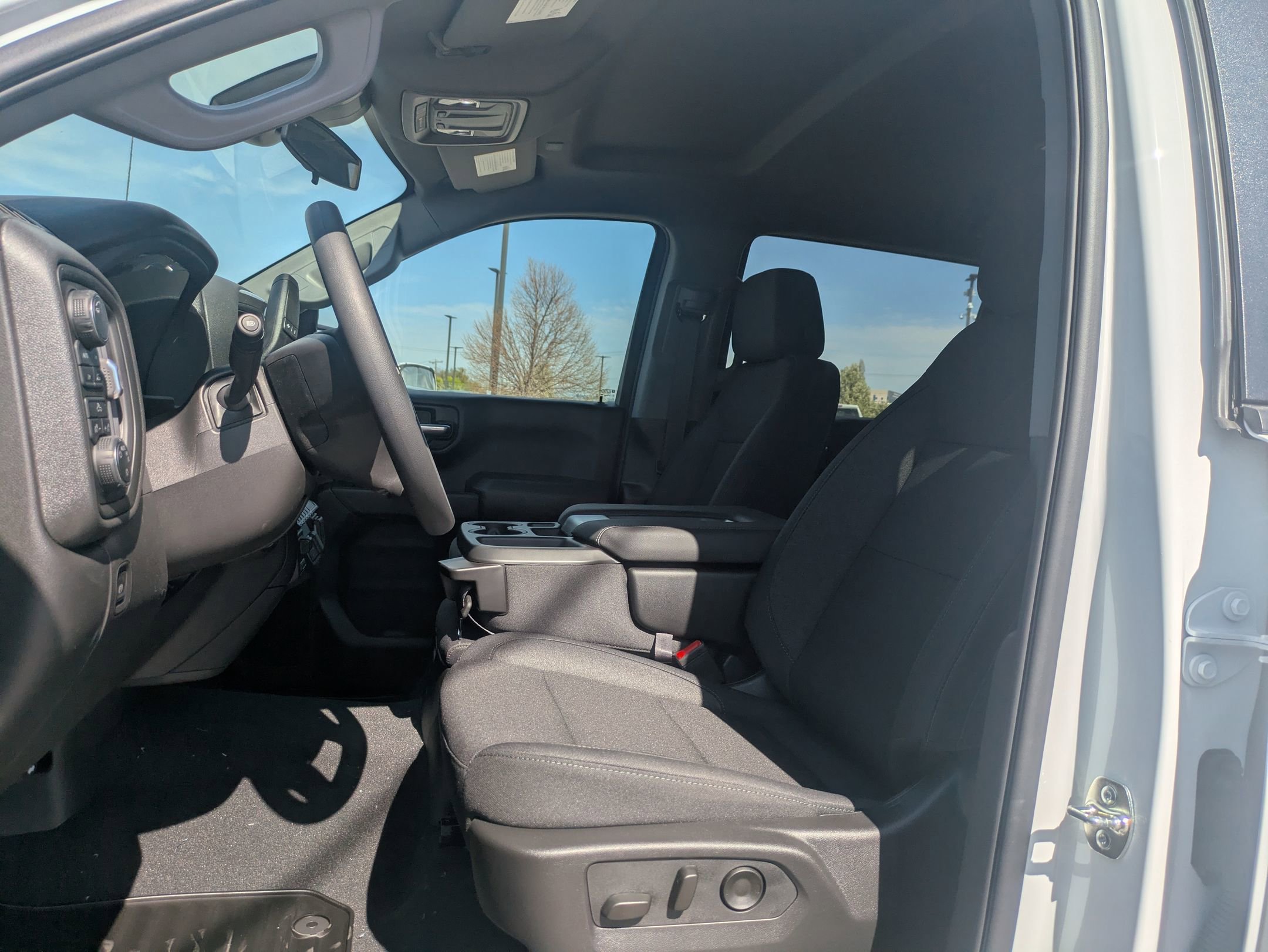 New 2025 Chevrolet Silverado 1500 Custom w/ LPO, Dark Essentials Package image 15