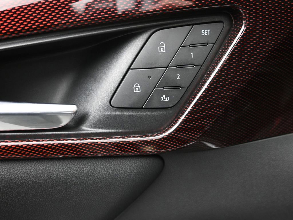 Used 2024 Chevrolet Traverse RS image 26