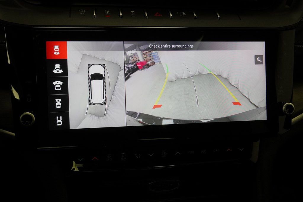 New 2026 Jeep Grand Cherokee L Limited image 23