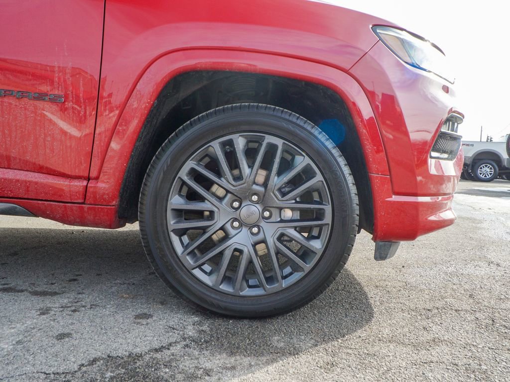 Used 2022 Jeep Compass Limited w/ (RED) Package image 12