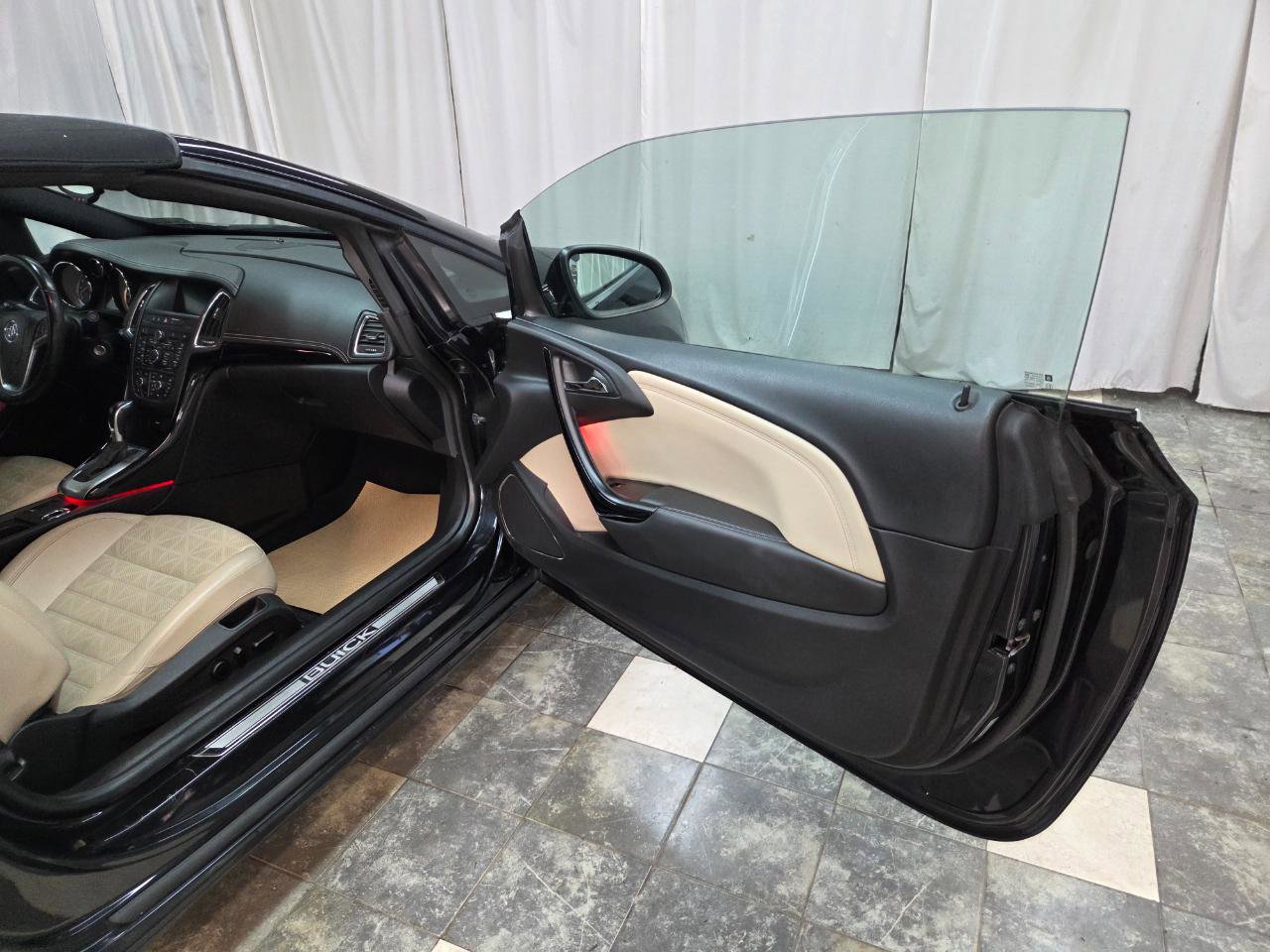 Used 2016 Buick Cascada Premium FWD image 10