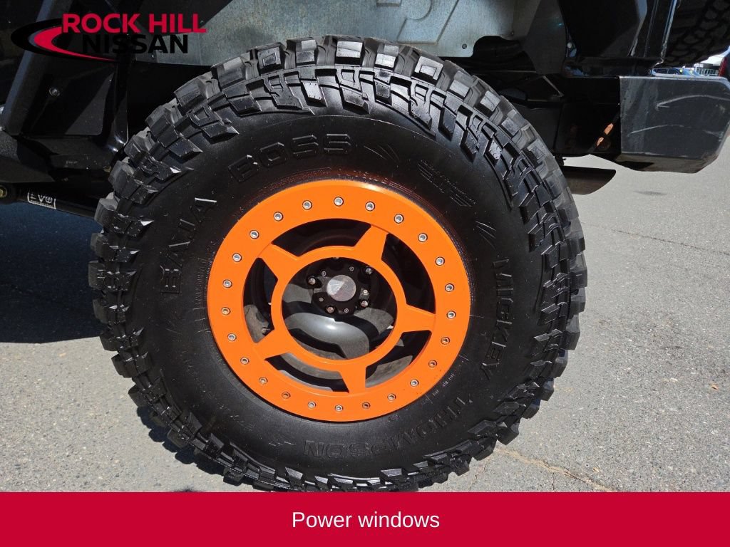 Used 2015 Jeep Wrangler Unlimited Rubicon w/ Connectivity Group AWD/4WD image 11