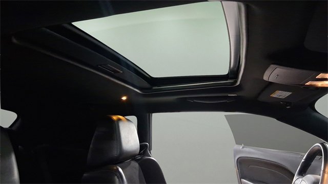 Used 2019 Dodge Challenger R/T w/ T/A Package image 17