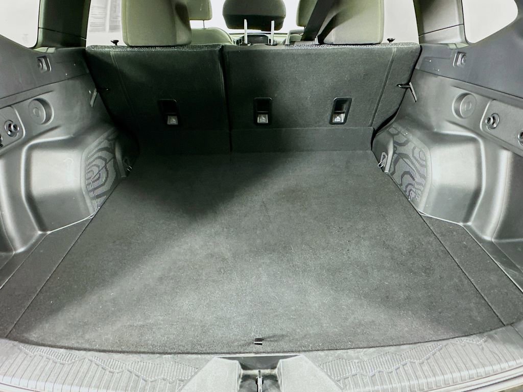 Certified 2025 Subaru Forester Premium image 34