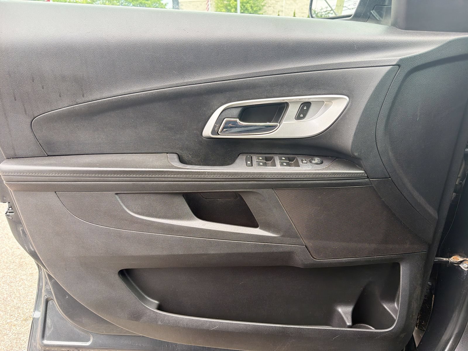 Used 2017 Chevrolet Equinox LT w/ Convenience Package FWD image 30
