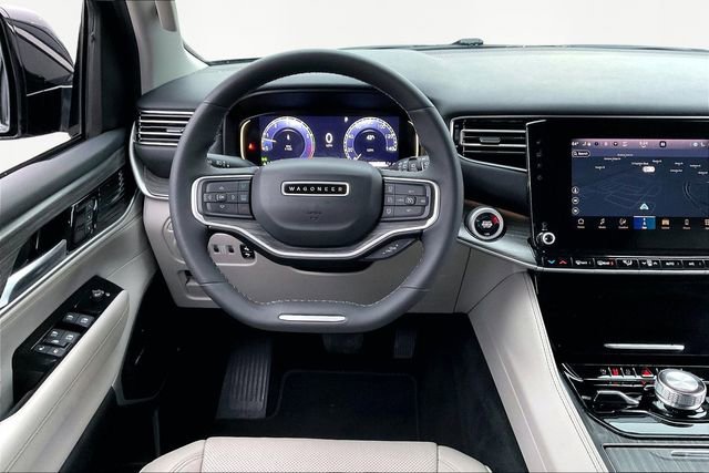 Used 2024 Jeep Wagoneer L Series II w/ Flexible Seating Group image 8
